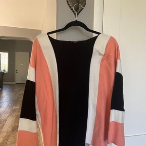 NEW - VINCE CAMUTO Colorblock Pullover Sweater Urban FP REVOLVE